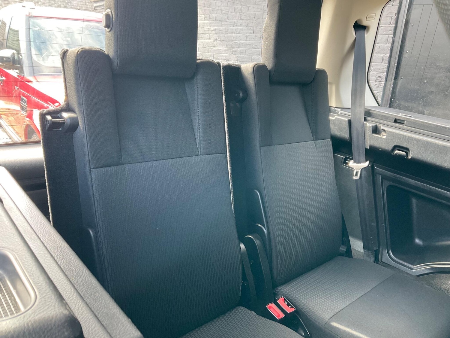 Used Land Rover Discovery 2010 for sale - 78184828: Photo 30