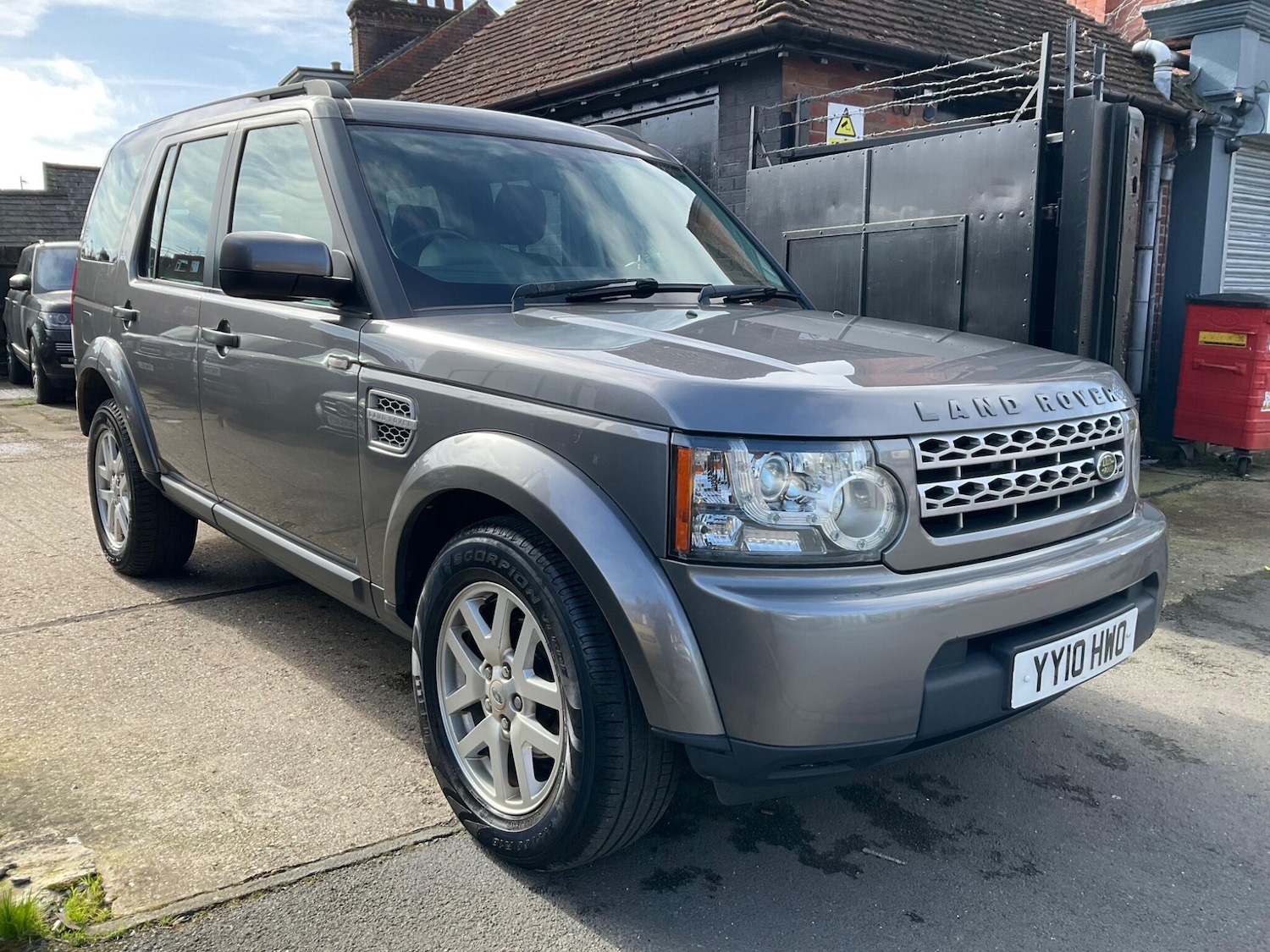 Used Land Rover Discovery 2010 for sale - 78184828: Photo 32