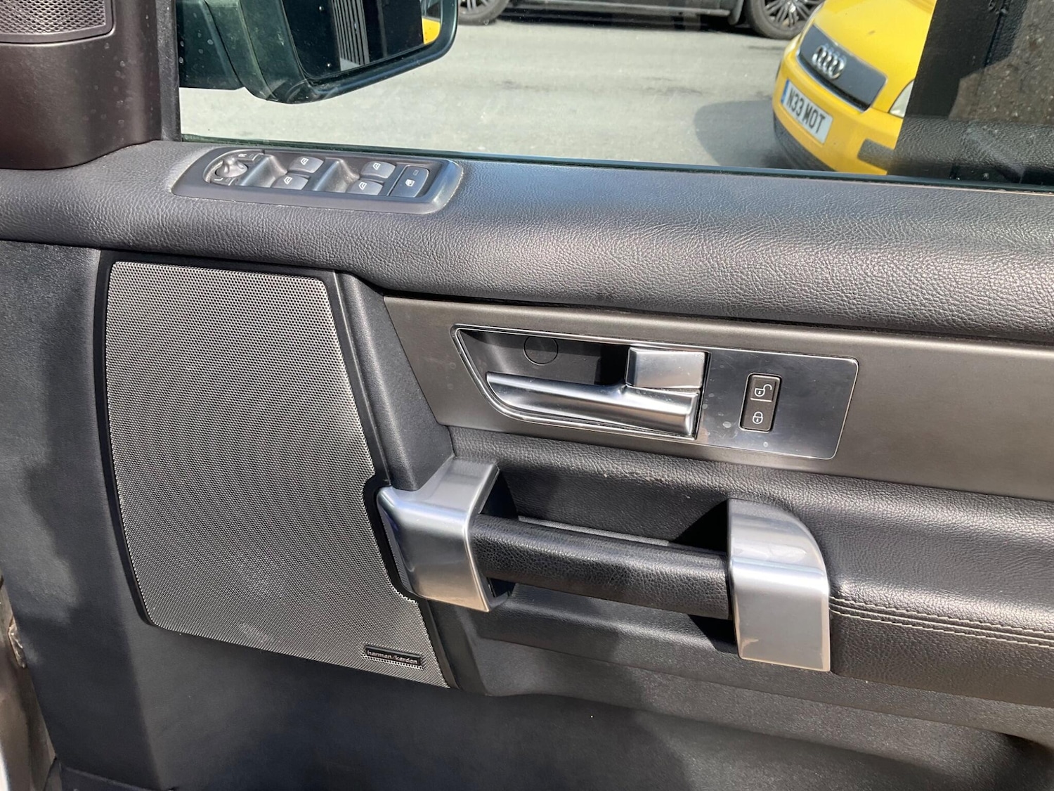 Used Land Rover Discovery 2010 for sale - 78184828: Photo 37