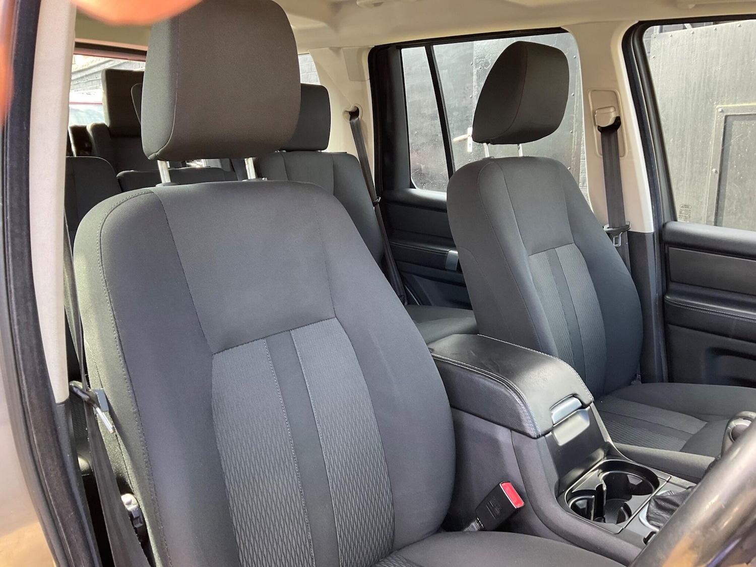 Used Land Rover Discovery 2010 for sale - 78184828: Photo 51