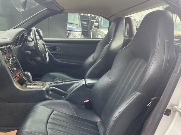 Used Mercedes-Benz SLK 2002 for sale - 76175657: Photo 11