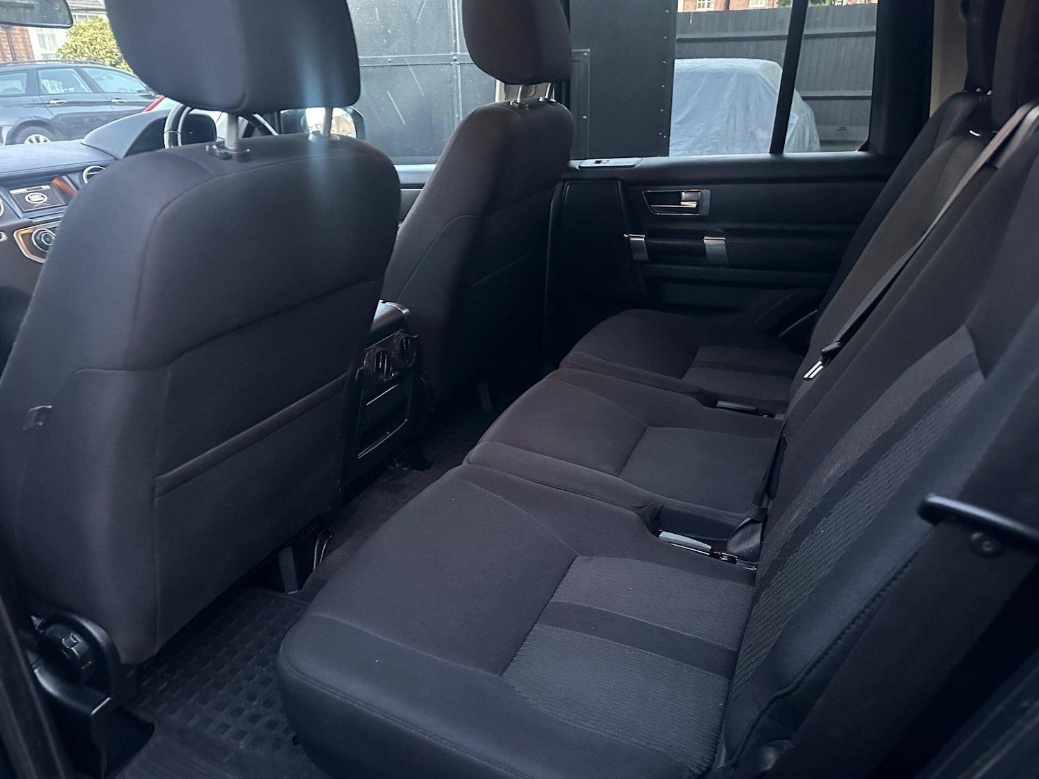 Used Land Rover Discovery 4 2015 for sale - 75780904: Photo 41