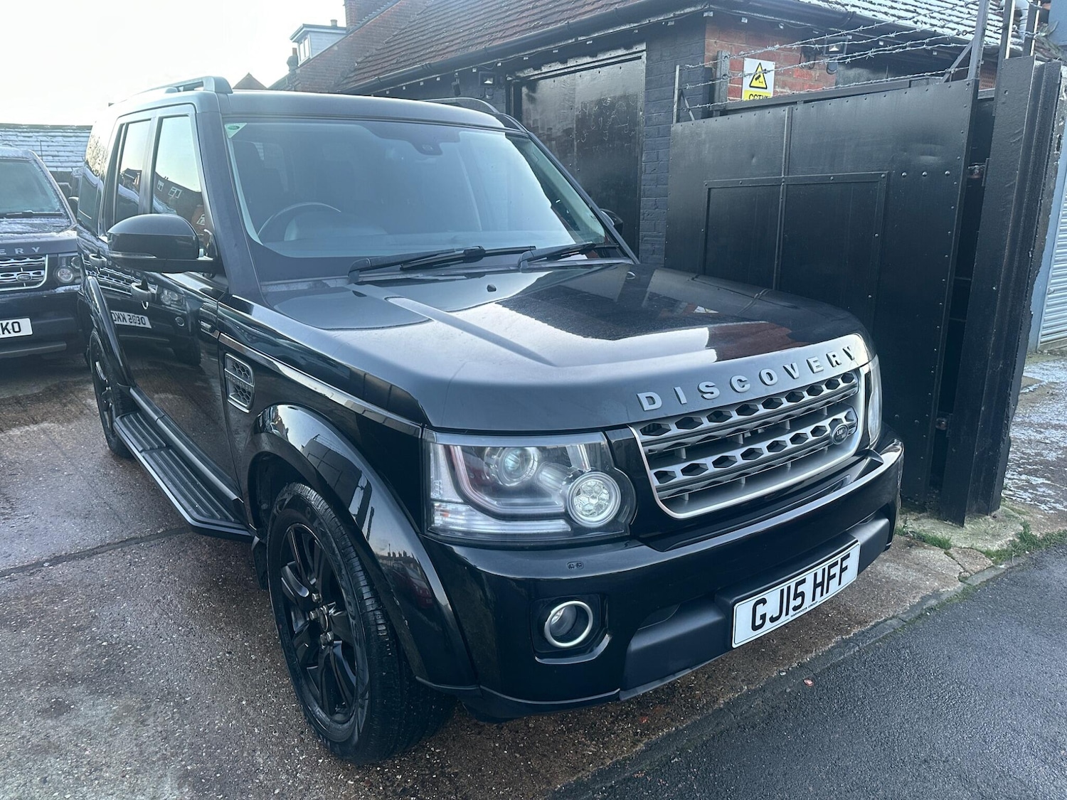 Used Land Rover Discovery 4 2015 for sale - 75780904: Photo 61