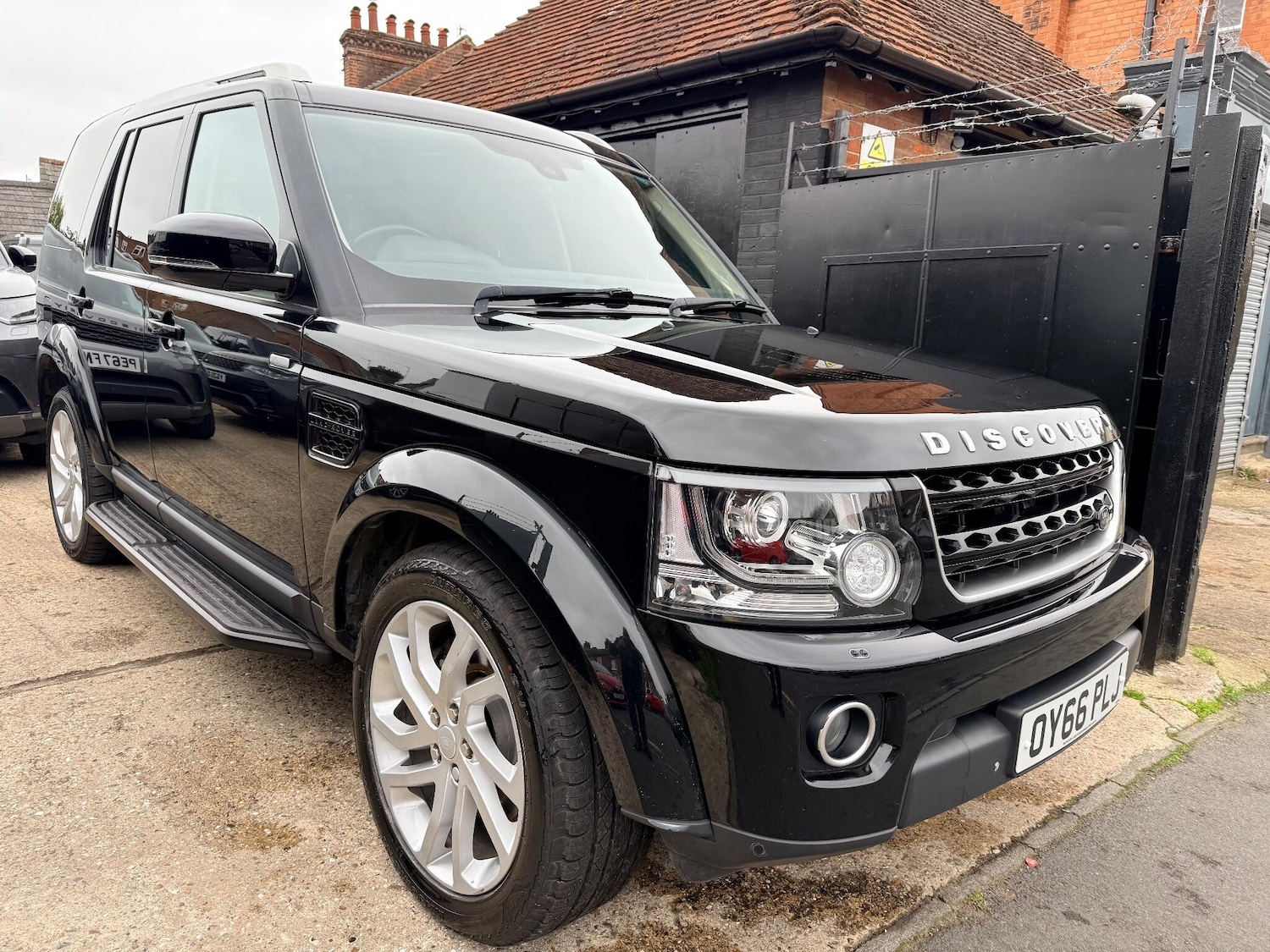 Used Land Rover Discovery 4 2016 for sale - 75340095: Photo 22