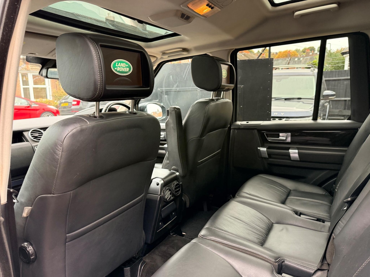 Used Land Rover Discovery 4 2016 for sale - 75340095: Photo 25