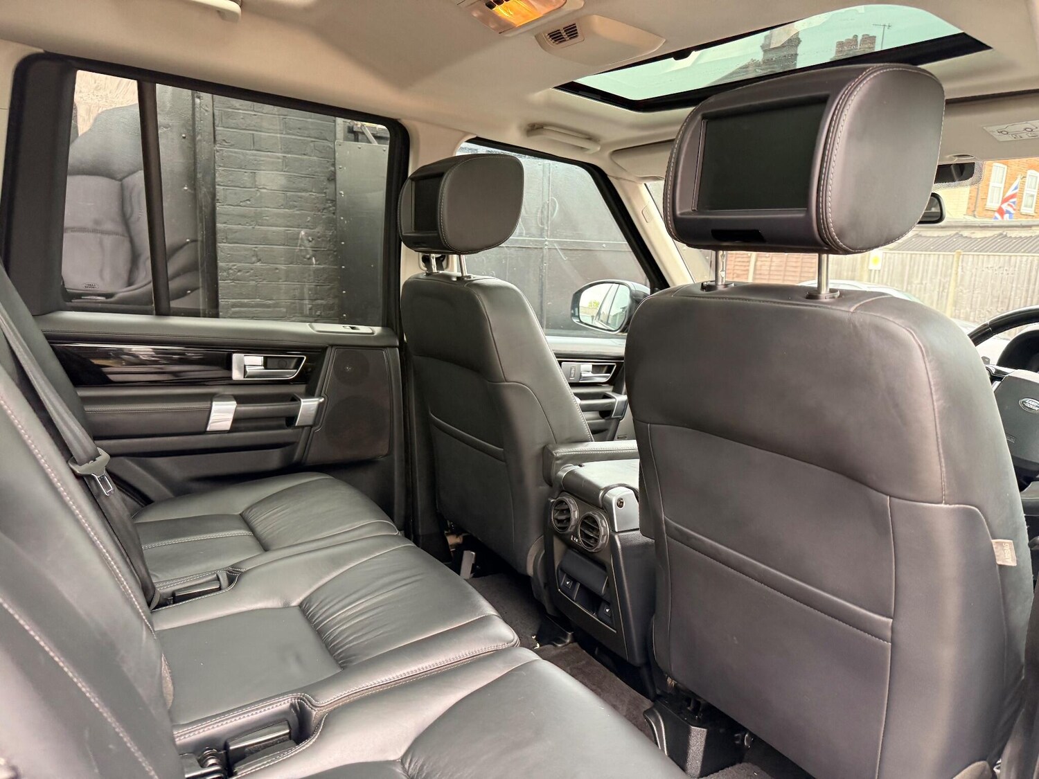 Used Land Rover Discovery 4 2016 for sale - 75340095: Photo 42