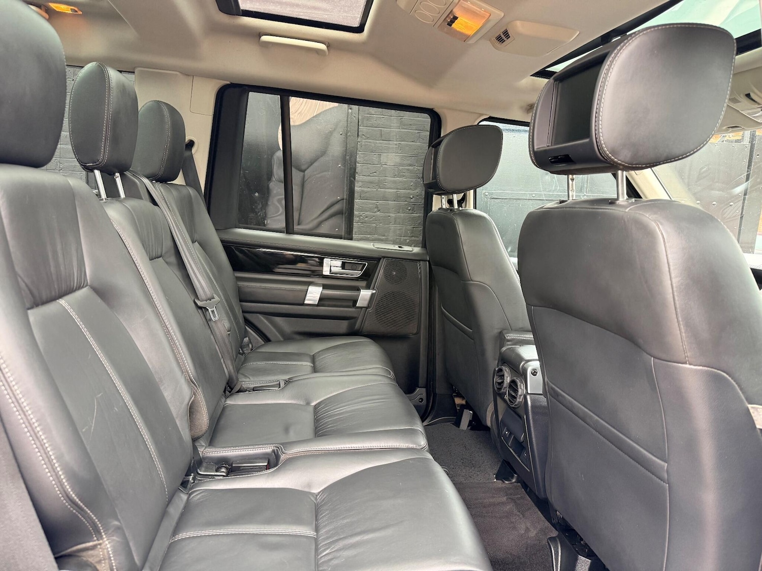 Used Land Rover Discovery 4 2016 for sale - 75340095: Photo 45