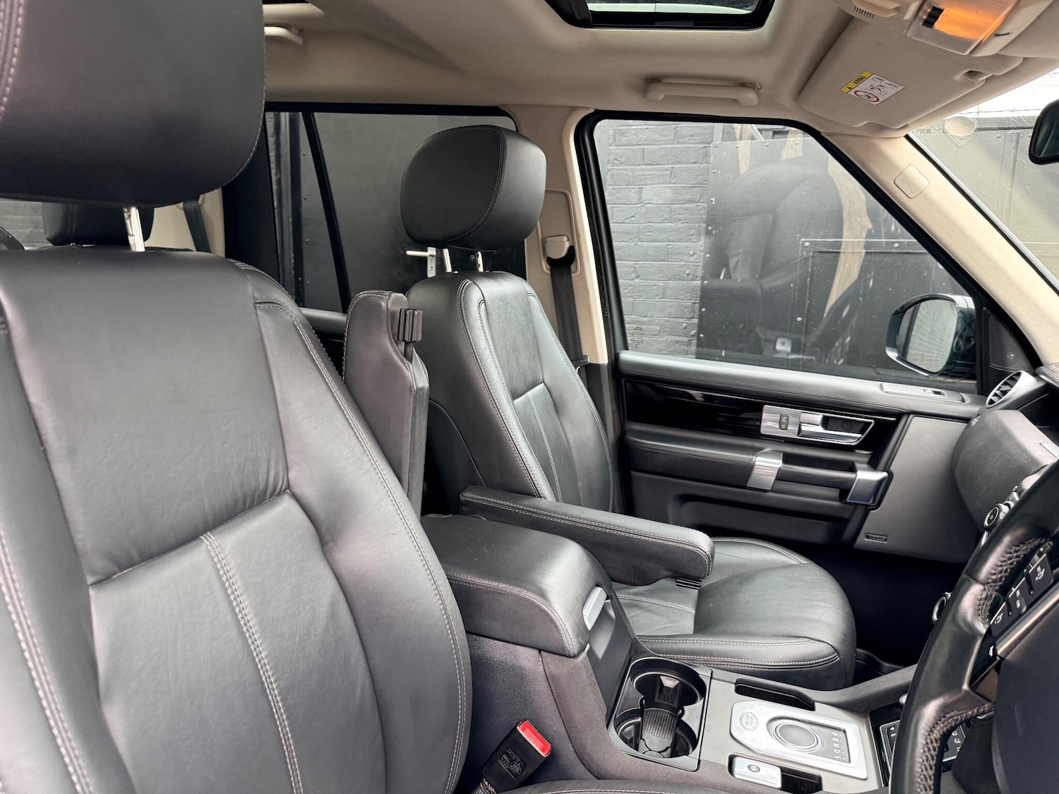 Used Land Rover Discovery 4 2016 for sale - 75340095: Photo 48