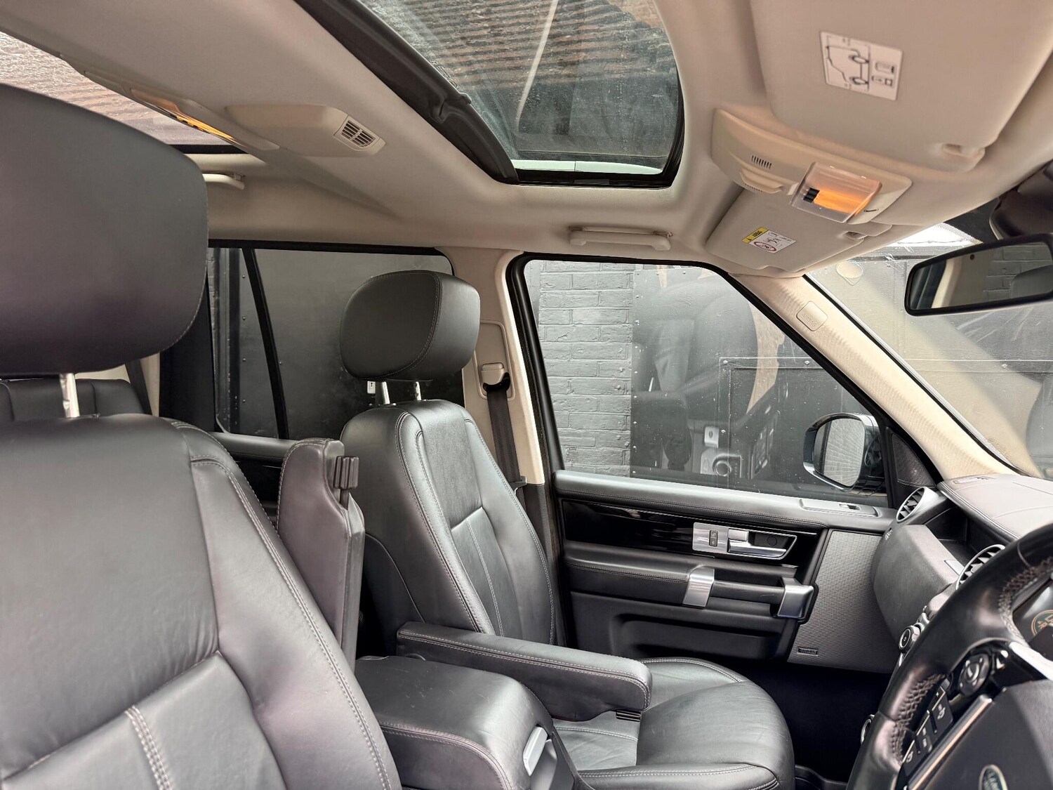 Used Land Rover Discovery 4 2016 for sale - 75340095: Photo 49