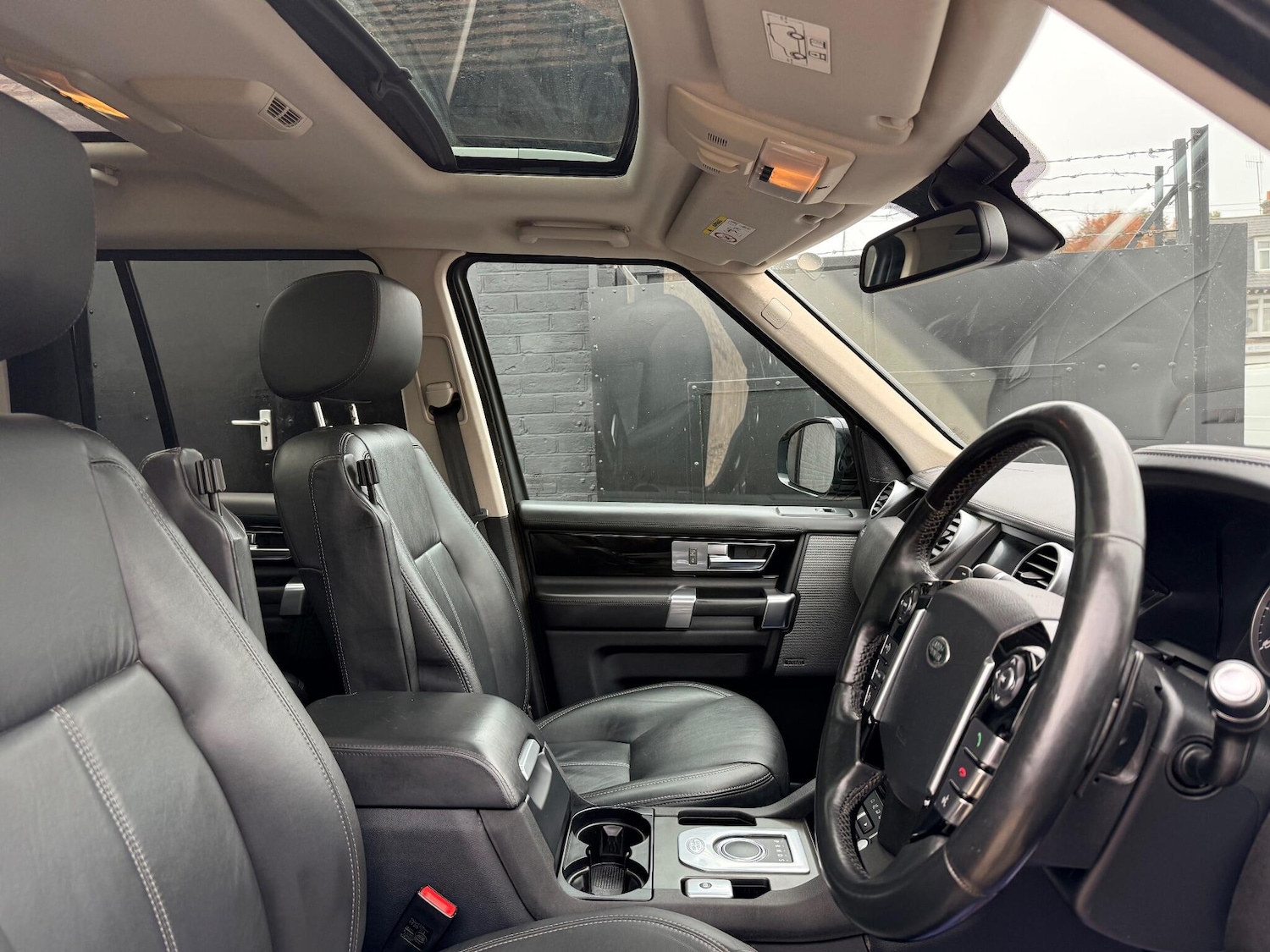 Used Land Rover Discovery 4 2016 for sale - 75340095: Photo 53