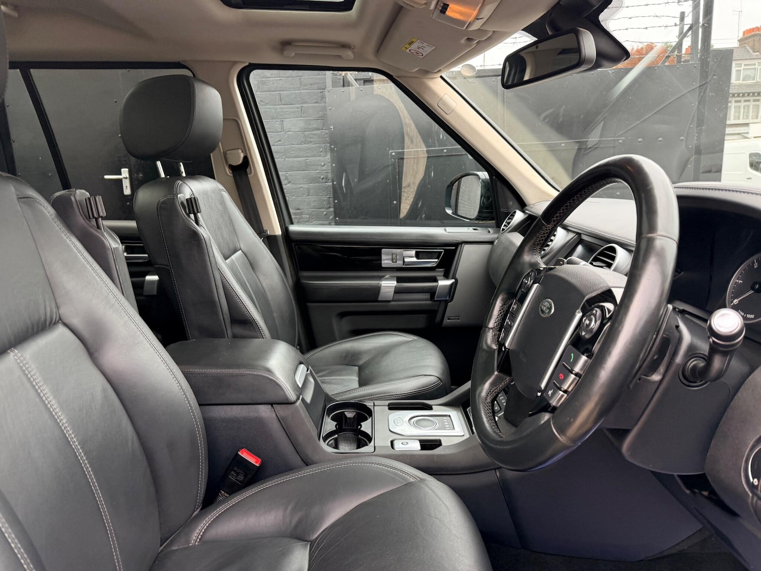 Used Land Rover Discovery 4 2016 for sale - 75340095: Photo 54