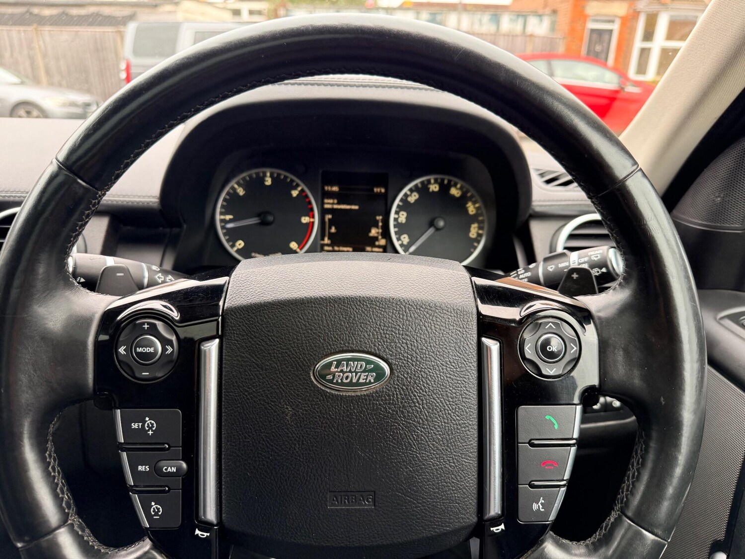 Used Land Rover Discovery 4 2016 for sale - 75340095: Photo 60