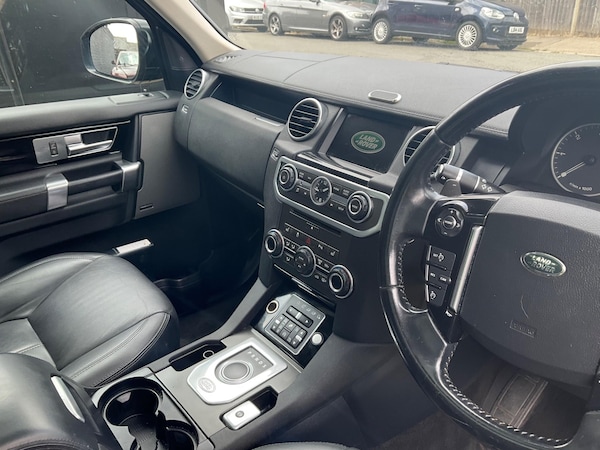 Used Land Rover Discovery 4 2014 for sale - 75339459: Photo 21