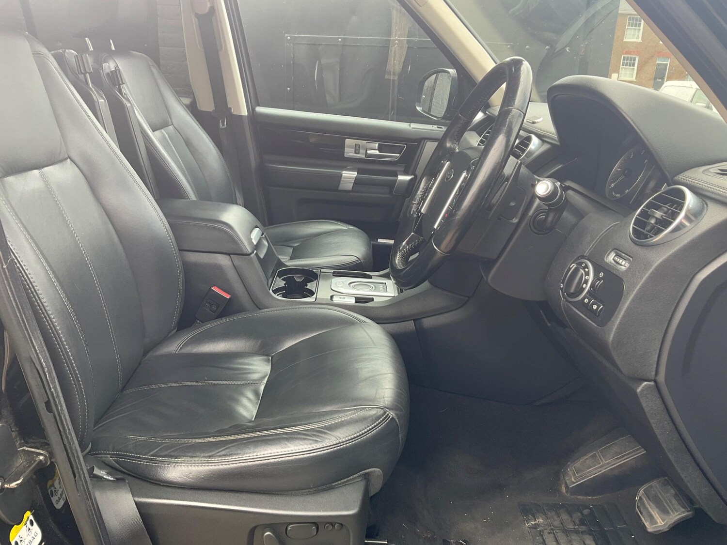 Vehicle 29