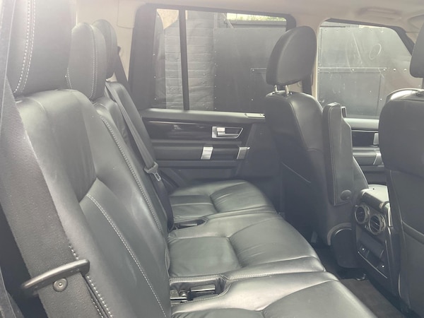 Used Land Rover Discovery 4 2014 for sale - 75339459: Photo 35