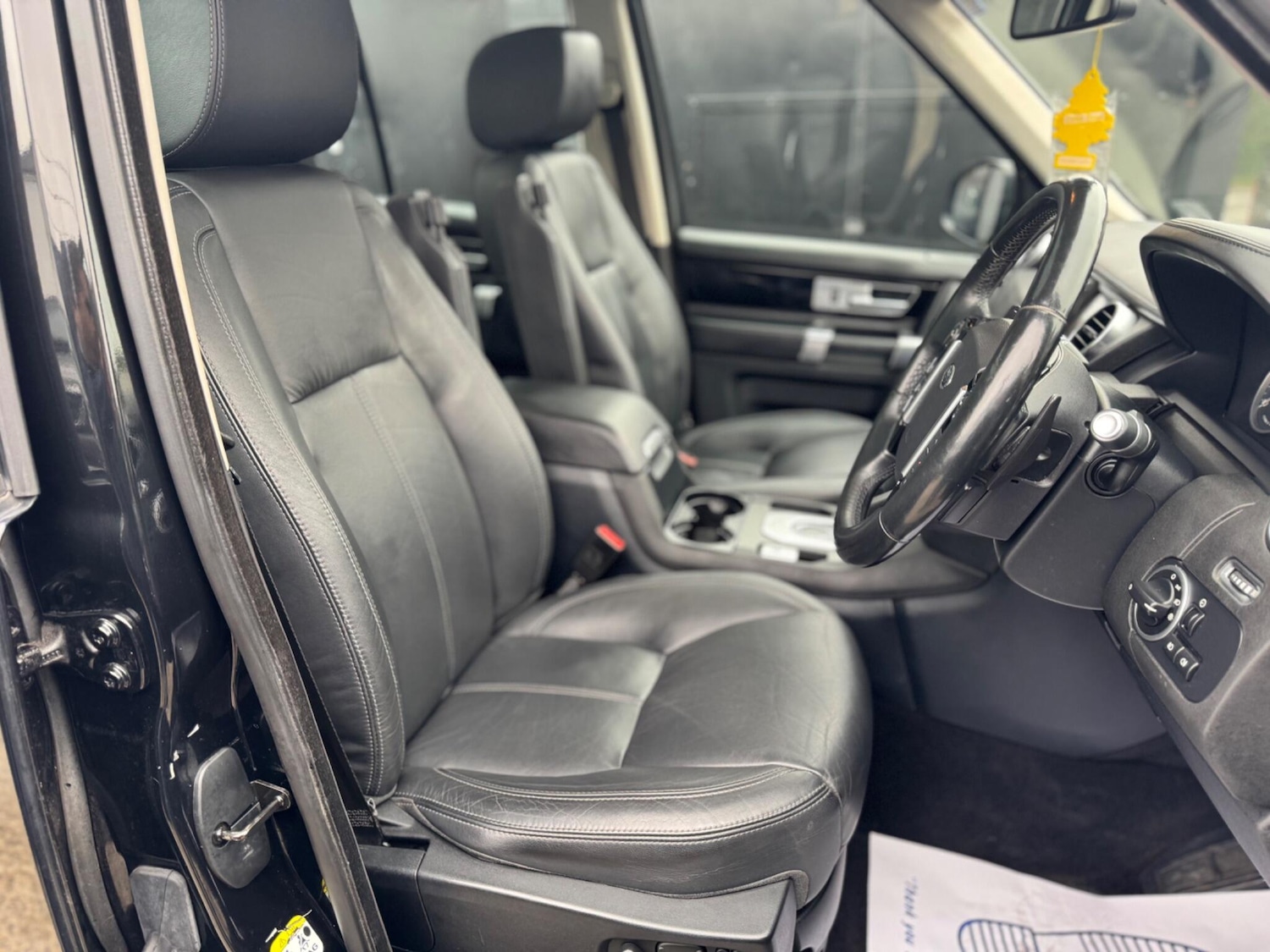 Used Land Rover Discovery 4 2016 for sale - 76012295: Photo 11