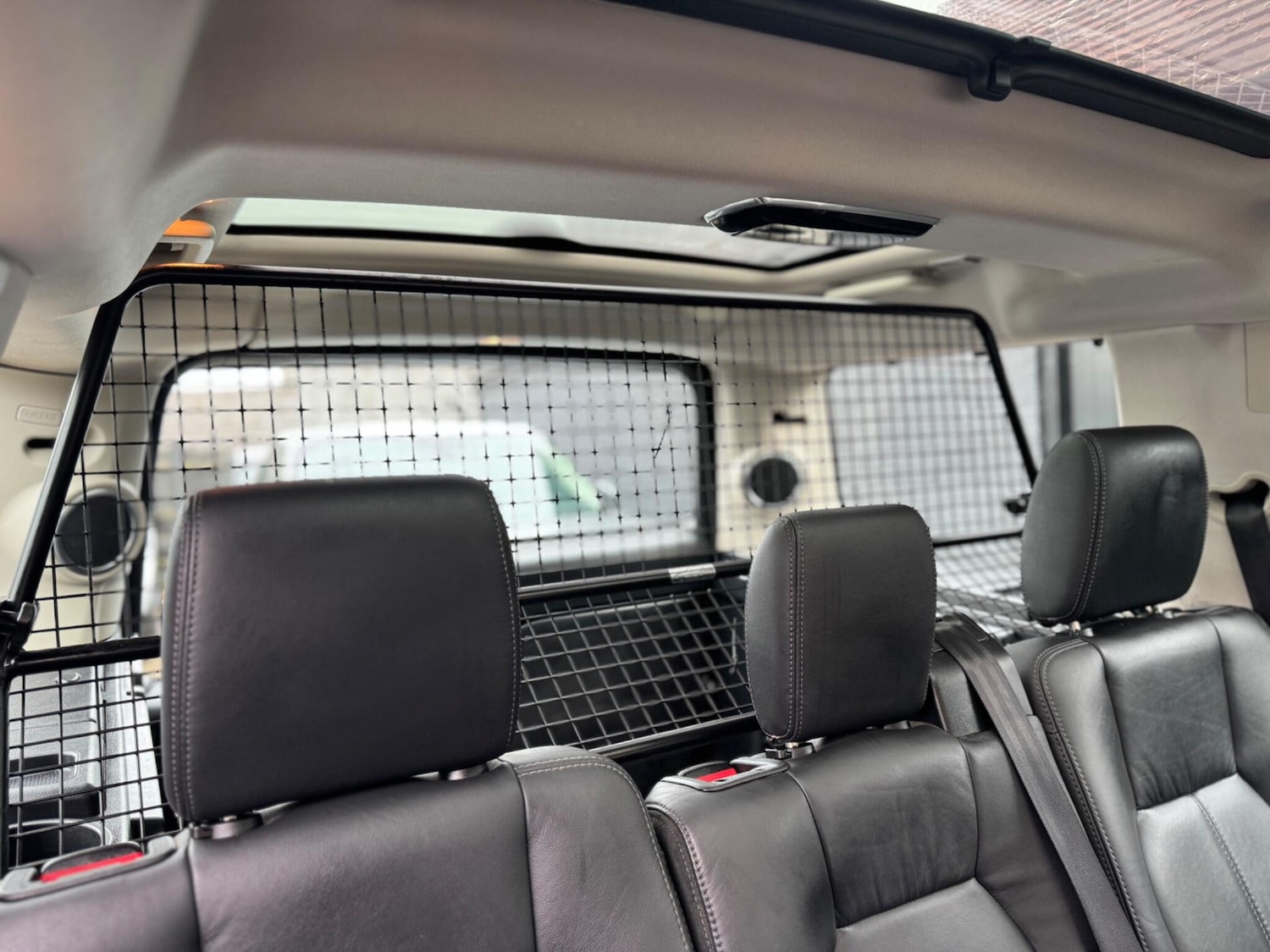 Used Land Rover Discovery 4 2016 for sale - 76012295: Photo 16