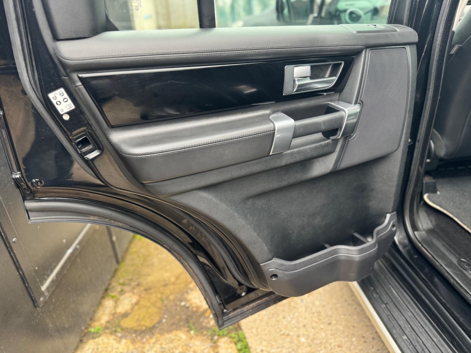 Used Land Rover Discovery 4 2016 for sale - 76012295: Photo 20