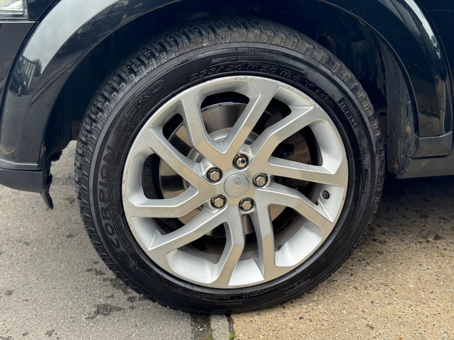 Used Land Rover Discovery 4 2016 for sale - 76012295: Photo 28