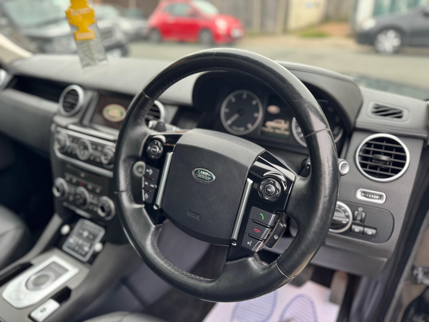 Used Land Rover Discovery 4 2016 for sale - 76012295: Photo 33