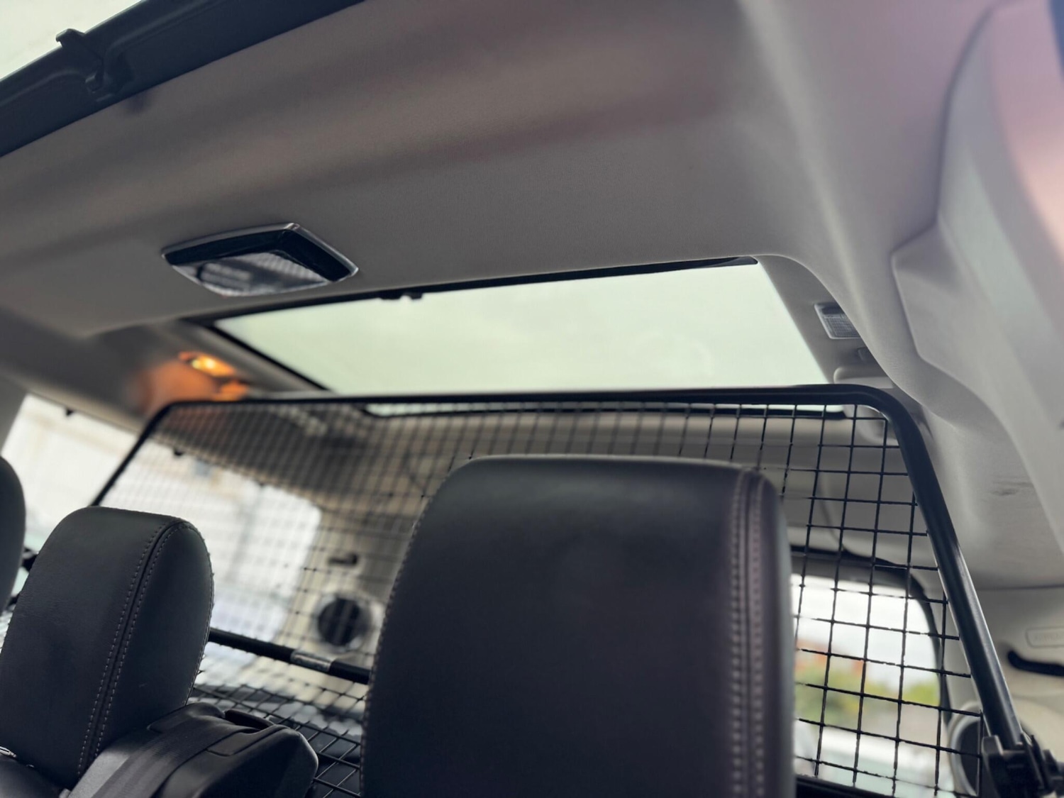 Used Land Rover Discovery 4 2016 for sale - 76012295: Photo 34