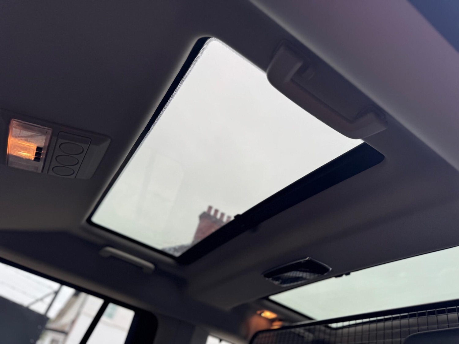 Used Land Rover Discovery 4 2016 for sale - 76012295: Photo 35