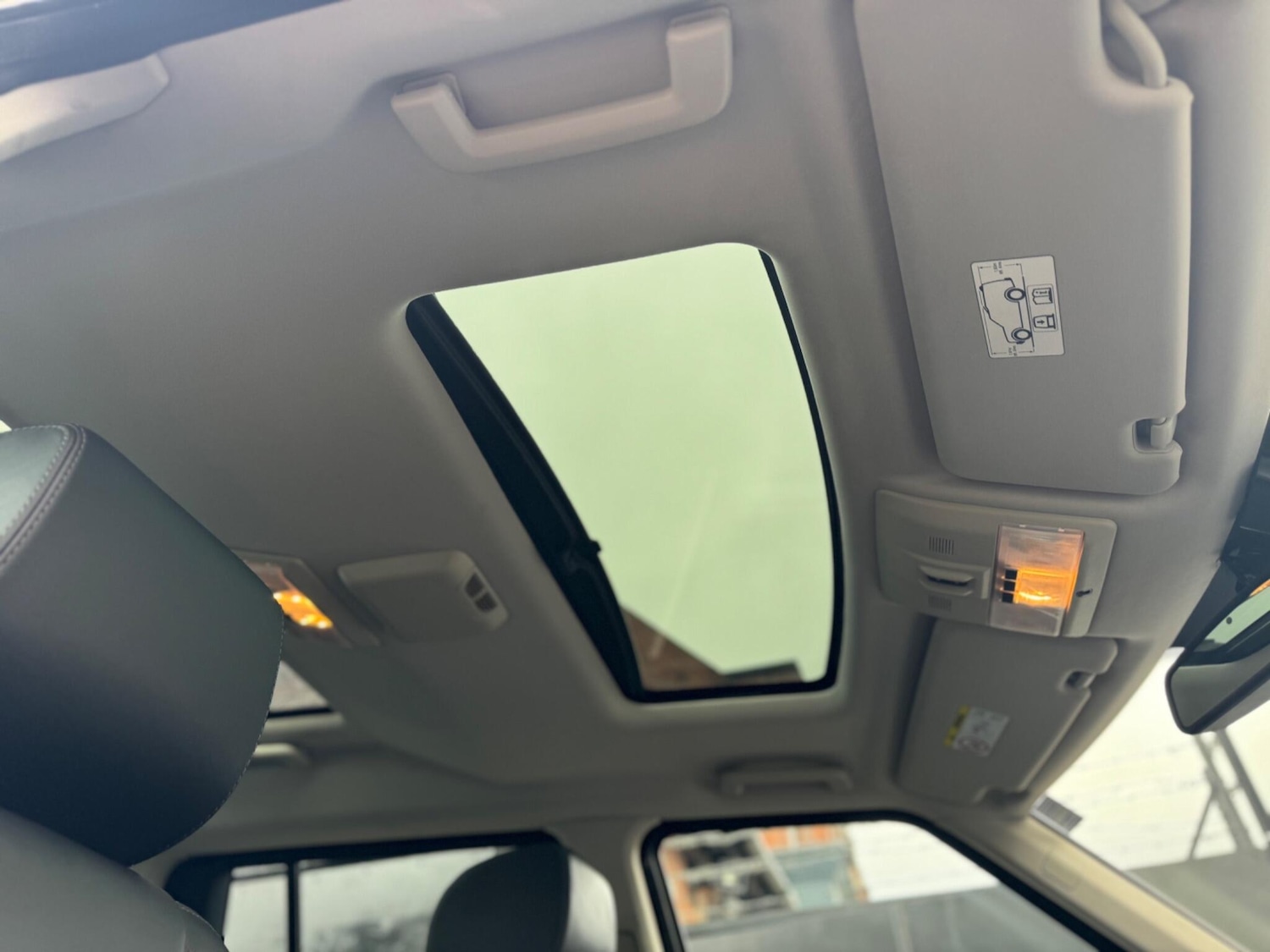 Used Land Rover Discovery 4 2016 for sale - 76012295: Photo 36