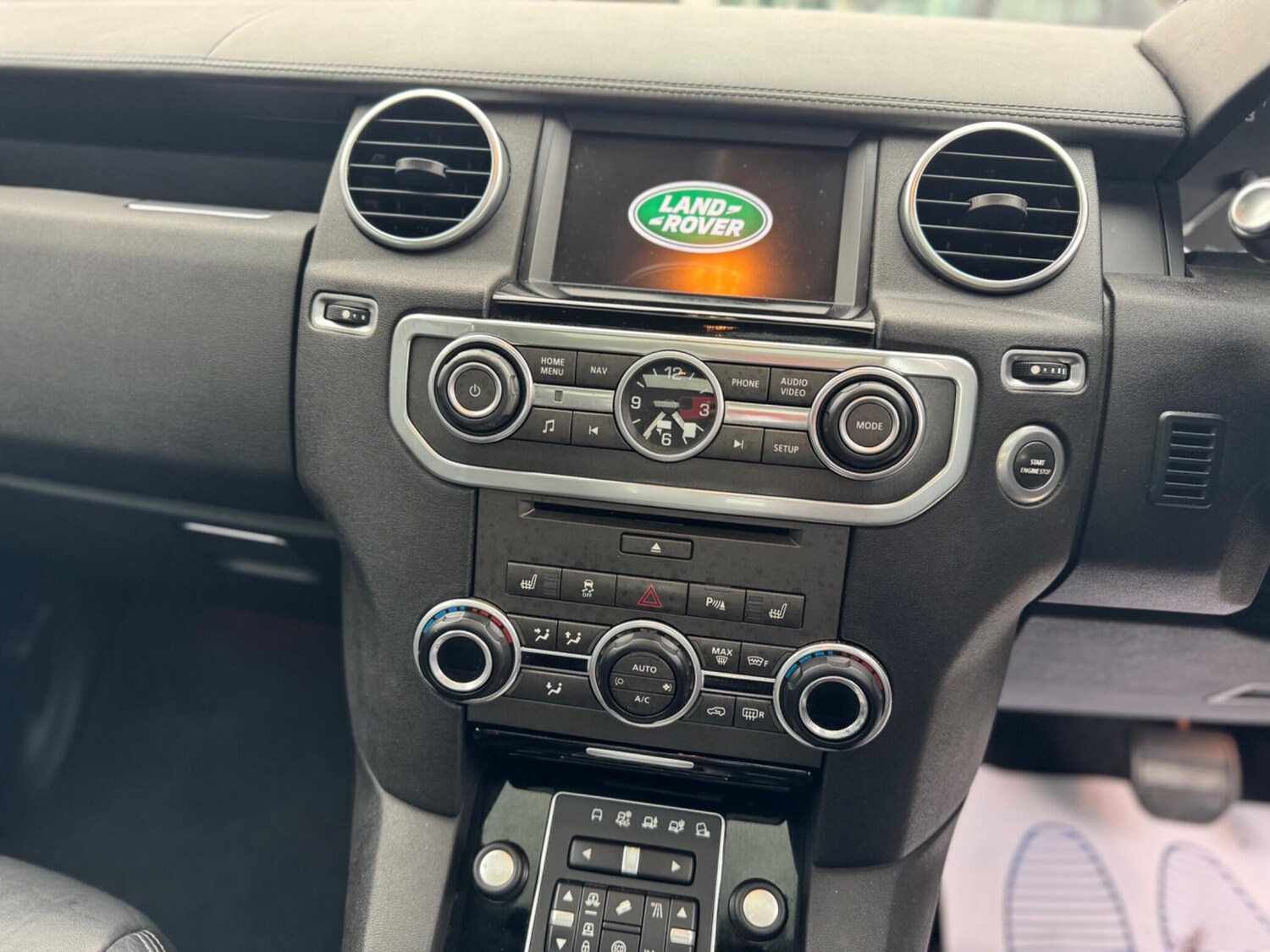 Used Land Rover Discovery 4 2016 for sale - 76012295: Photo 9