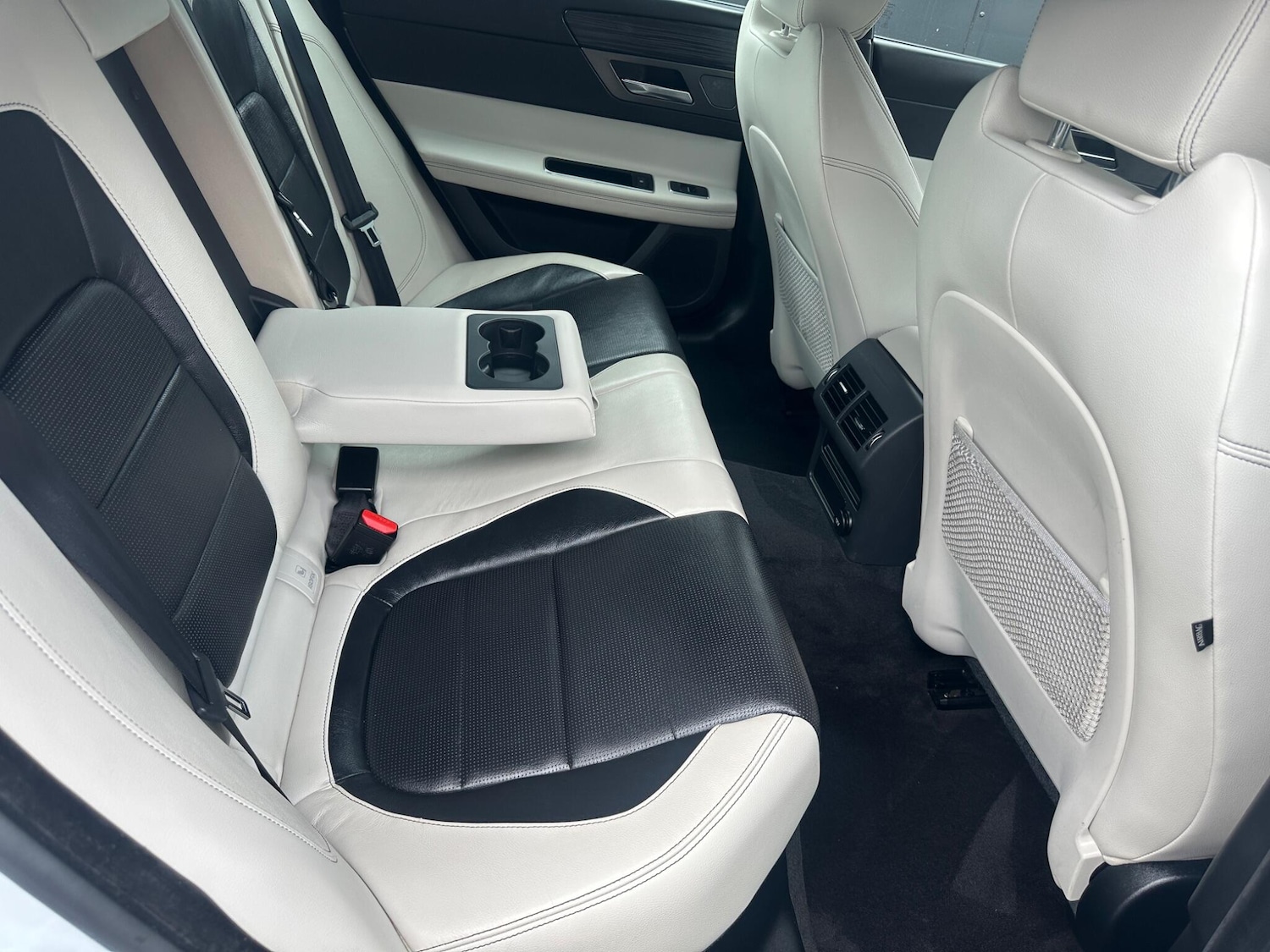 Used Jaguar XF 2016 for sale - 78141406: Photo 16