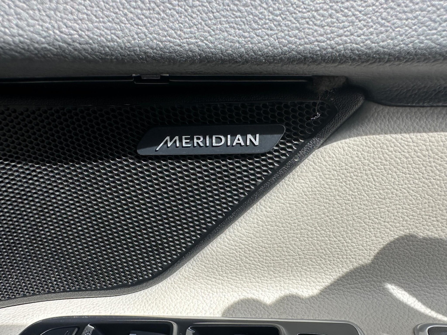 Used Jaguar XF 2016 for sale - 78141406: Photo 43