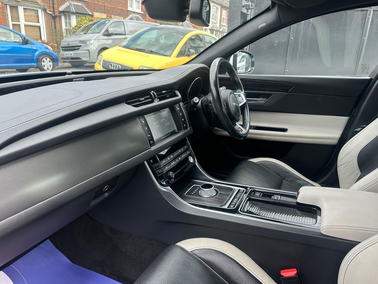 Used Jaguar XF 2016 for sale - 78141406: Photo 8