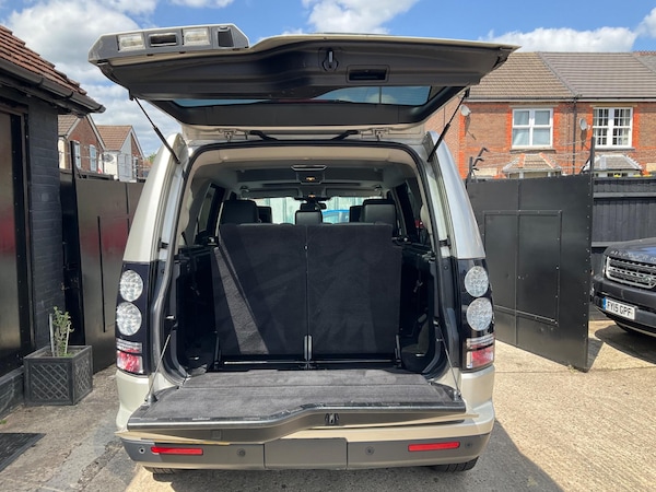 Used Land Rover Discovery 4 2014 for sale - 73994126: Photo 38