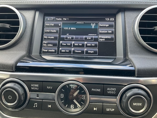 Used Land Rover Discovery 4 2014 for sale - 73994126: Photo 82