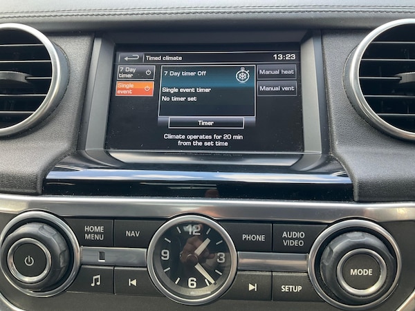 Used Land Rover Discovery 4 2014 for sale - 73994126: Photo 83