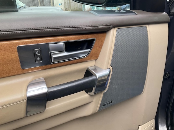 Used Land Rover Discovery 4 2016 for sale - 75378225: Photo 19