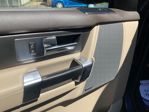 Used Land Rover Discovery 4 2016 for sale - 74690776: Photo 12