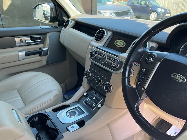 Used Land Rover Discovery 4 2016 for sale - 74690776: Photo 43