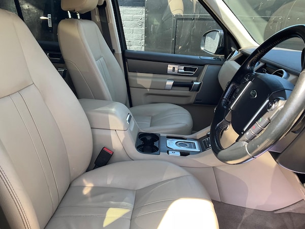 Used Land Rover Discovery 4 2016 for sale - 74690776: Photo 45