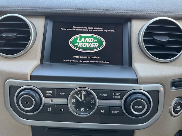 Used Land Rover Discovery 4 2016 for sale - 74690776: Photo 53