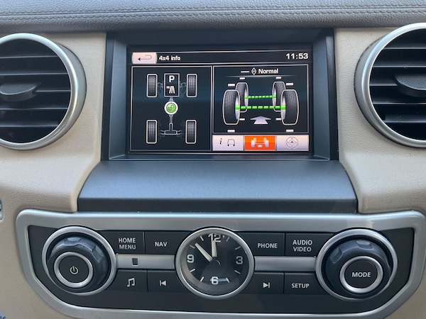 Used Land Rover Discovery 4 2016 for sale - 74690776: Photo 54