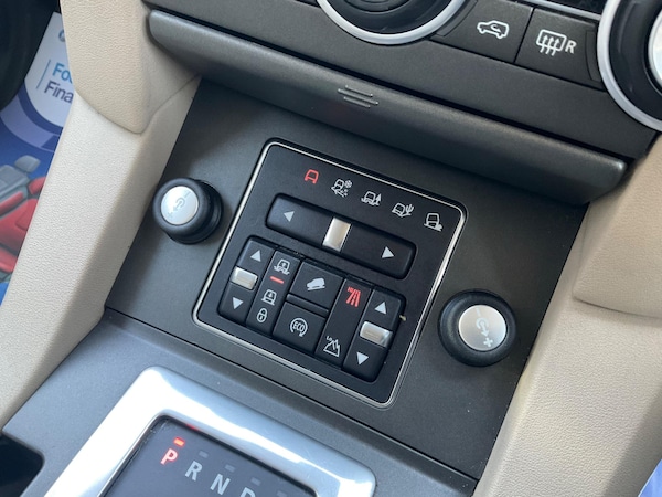 Used Land Rover Discovery 4 2016 for sale - 74690776: Photo 62