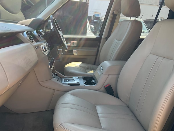 Used Land Rover Discovery 4 2016 for sale - 74690776: Photo 9