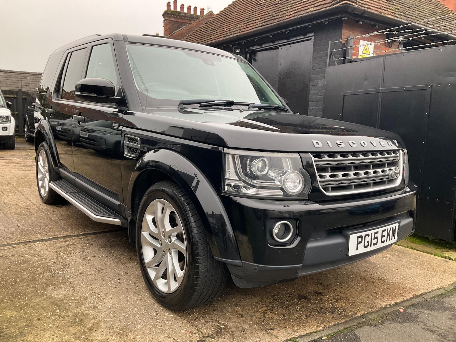 Used Land Rover Discovery 4 2015 for sale - 75781452: Photo 17