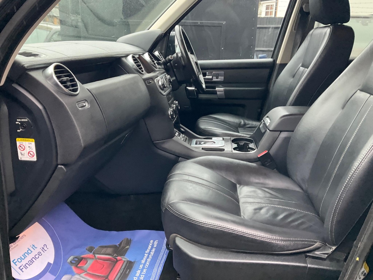 Used Land Rover Discovery 4 2015 for sale - 75781452: Photo 18