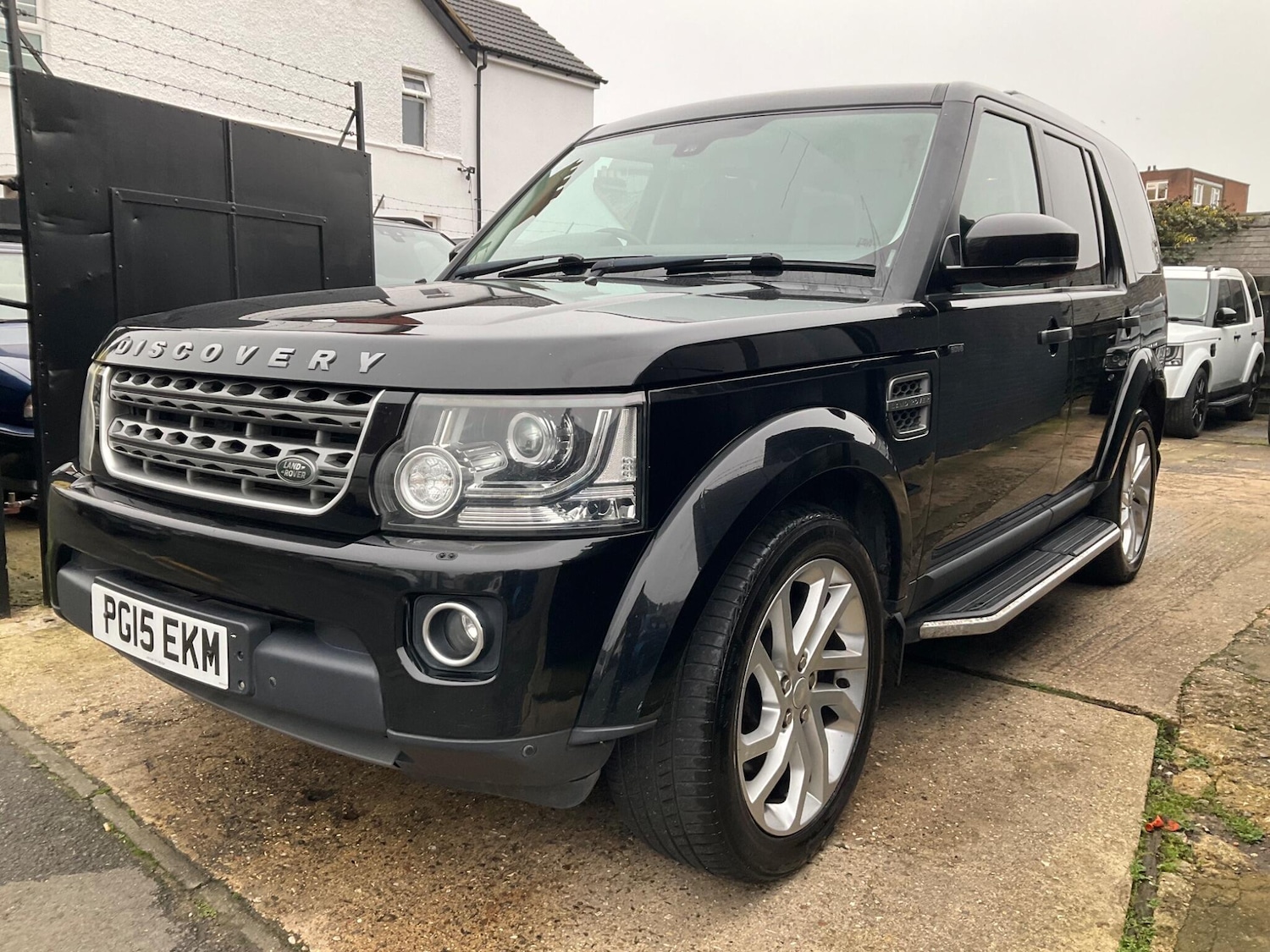 Used Land Rover Discovery 4 2015 for sale - 75781452: Photo 21