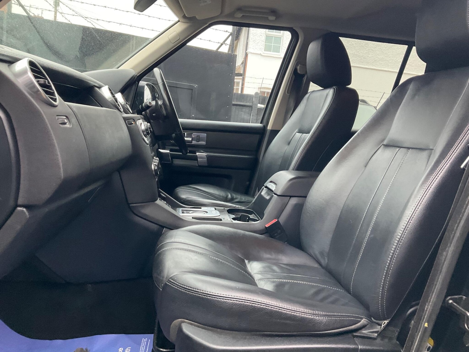 Used Land Rover Discovery 4 2015 for sale - 75781452: Photo 25