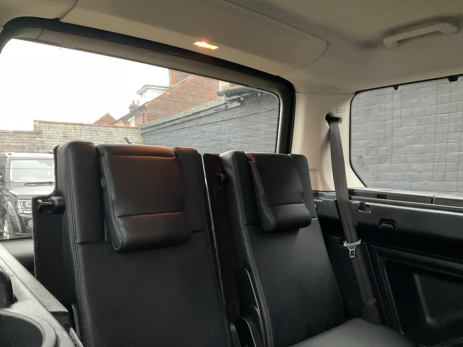 Used Land Rover Discovery 4 2015 for sale - 75781452: Photo 41