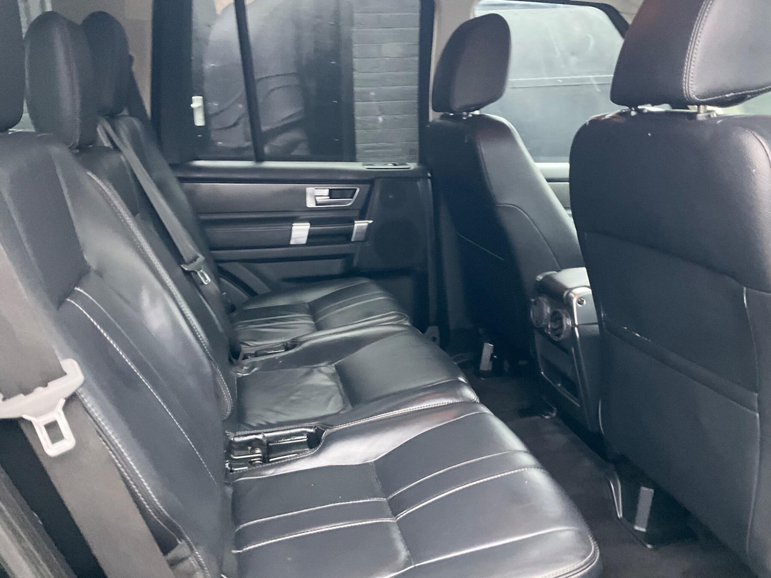 Used Land Rover Discovery 4 2015 for sale - 75781452: Photo 43