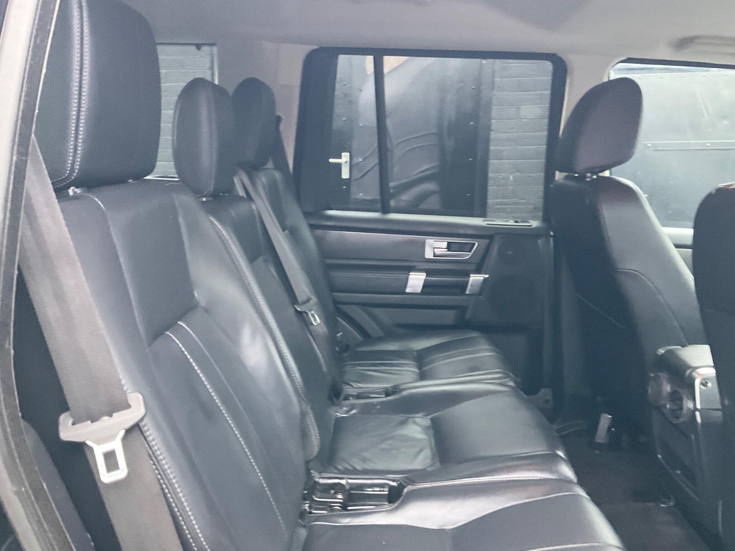 Used Land Rover Discovery 4 2015 for sale - 75781452: Photo 44