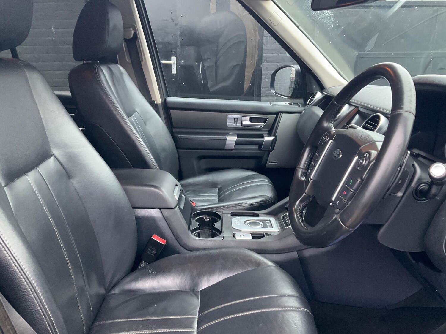 Used Land Rover Discovery 4 2015 for sale - 75781452: Photo 73